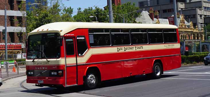 Dee Decker Volvo B10M Newnham 1586AC